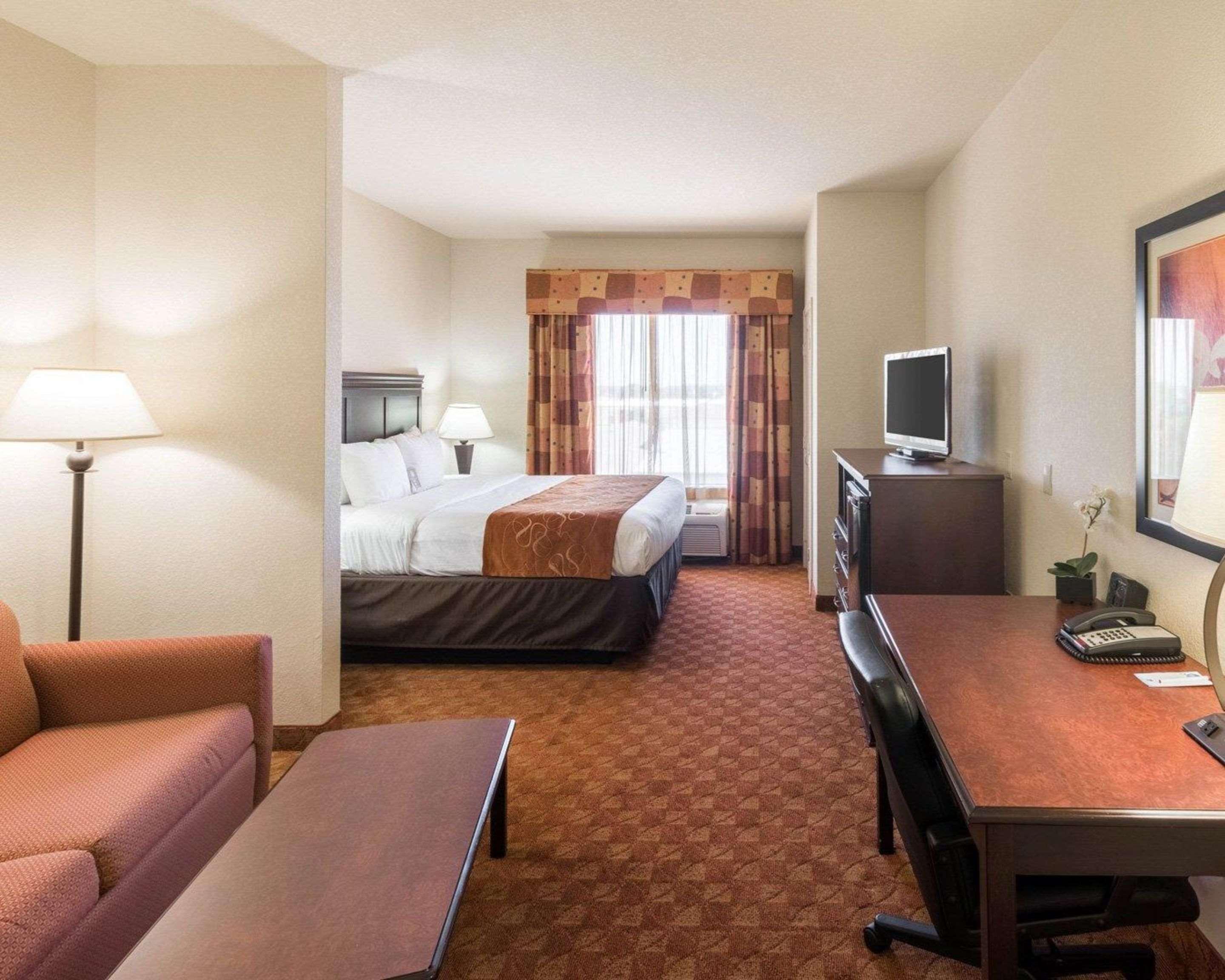 Comfort Suites Ґранбері Екстер'єр фото