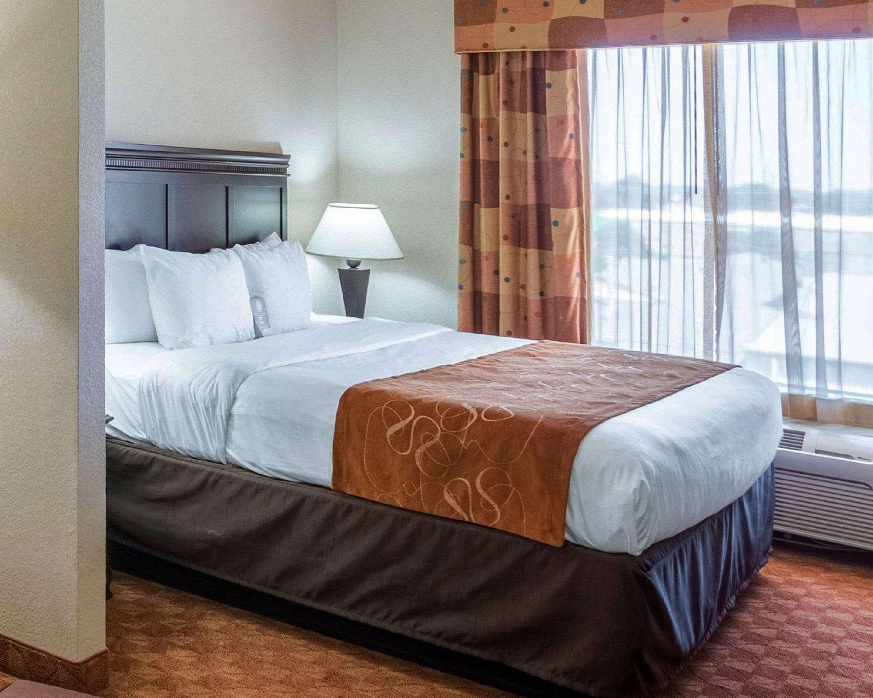 Comfort Suites Ґранбері Екстер'єр фото